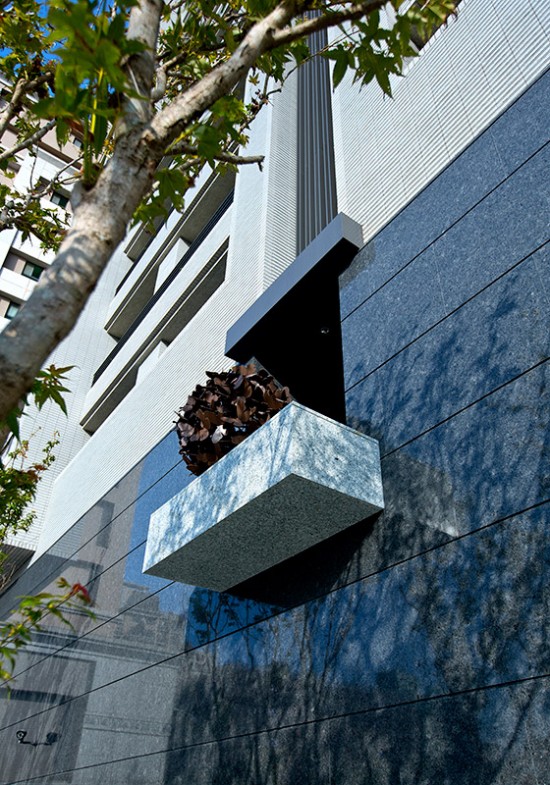 新業(yè) A PLUS 公共藝術(shù)品 — 【群聚】