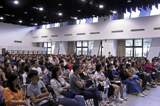 一天兩場的驗(yàn)屋說明會(huì)，感謝您的蒞臨。