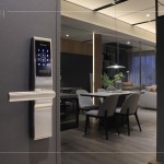 追求智慧科技、安全防護(hù)的創(chuàng)新生活，入住新厝的同時(shí)，設(shè)下家人們心目中的那串密碼，彷彿開(kāi)啟一扇通往美好居家生活的大門(mén)。