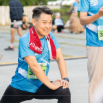 新業(yè)建設(shè)邱正光副總也到場參與這場盛事，在10K賽事後準確地收操，舒展緊繃肌肉。