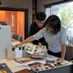 我們處處留心，嚴選合宜的板材顏色與紋路，就是為了讓您住得舒心。