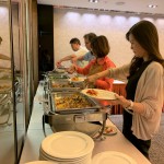 建築與生活不僅是門(mén)學(xué)問(wèn)，也需要在腦中勾勒美好的願(yuàn)景，會(huì)前的豐盛餐會(huì)是公司體貼同仁的用心。