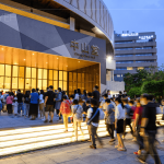 暌違多年的新業(yè)藝文日，終在112年6月10日晚上於臺(tái)中中山堂盛大舉行，邀請(qǐng)百位新業(yè)住戶(hù)一同進(jìn)劇場(chǎng)看戲，開(kāi)一場(chǎng)難忘的同學(xué)會(huì)!