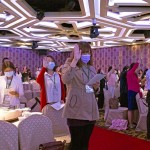 110年度臺(tái)中義務(wù)「張老師」授證暨表揚(yáng)典禮上，全體張老師一同宣誓，期許自己能以健康的身心，秉持熱忱，指引無數(shù)個(gè)生命在迷失自我的人生旅途中，找到正確的方向。