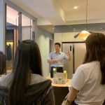 自由居樣品屋的設(shè)置，如何考量兼具美觀與實(shí)用的設(shè)計(jì)與廚俱、衛(wèi)浴設(shè)備等，幫住戶(hù)實(shí)現(xiàn)成家的夢(mèng)想。