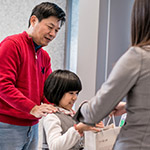 被優(yōu)美音符環(huán)繞的孩子們，將成為懂得音樂，也享受音樂的人。