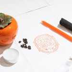 再次與 大美生活提案所 合作，一場(chǎng)與自己練習(xí)對(duì)話的時(shí)光，藏時(shí)光的茶、寫一封情書、備長(zhǎng)炭，放進(jìn)陶藝茶罐，期許事事如意、平安喜樂。