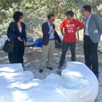 開啟一場藝術(shù)家與建築家的對話，透過彼此的文化交流，一同匯聚美好的事物。(圖左二為 新業(yè)建設(shè)卓勝隆董事長；圖右二為 西班牙雕塑家Nando Alvarez)(照片攝於2018/12/07東海大學(xué))