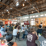 位於臺中東區(qū)的第四市場，至今保留日治時期建築之屋架、屋頂及閣樓，讓住戶們在近百年的古蹟裡品味百年糕餅。