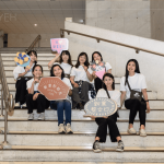 開(kāi)心與家族好友們的周末相聚，也感謝新業(yè)同仁們的熱情支援，新業(yè)藝文日大成功!