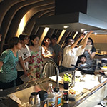 大家都好認真聽講且主動筆記下來！