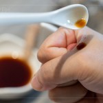 利用舌尖上的味蕾，品味最原始的黑豆香氣，記錄下味覺上的前、中、尾韻感受。