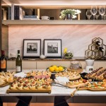 「乳酪老爹」不只介紹乳酪的製程與種類，現(xiàn)場更招待品嚐各國經(jīng)典乳酪，透過酒品的襯托，帶出乳酪的不同風味！