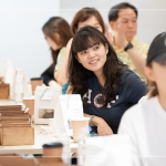 一場(chǎng)給心靈的療癒時(shí)光，放慢步調(diào)，傾聽(tīng)藥草絮語(yǔ)，練習(xí)並享受與自己的對(duì)話。