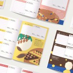 與教育局合作推出美感聯(lián)絡(luò)簿，經(jīng)過插畫家的用心設(shè)計(jì)，讓書寫、閱讀更輕鬆有趣。