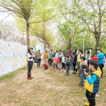 介紹筏子溪生態(tài)圖，是各種水鳥、動植物的棲息地，有如育嬰房，甚至有二級保育類「彩鷸」和「石虎」也棲息在此。