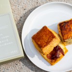 伴手禮致上臺(tái)中知名品牌 ＃creammm.t 司康組合，搭配覆盆子果醬，溫暖質(zhì)樸的心意，陪伴您晨間、午茶時(shí)刻，為生活注入點(diǎn)儀式感。