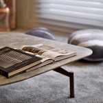 讓身體輕輕窩著，用一個(gè)慵懶的姿勢(shì)，迎接一個(gè)清閒無(wú)事的午後。