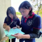 新業(yè)同仁們精神抖擻，出發(fā)前再次確認，仔細核對送餐路線、葷素的注意事項，帶著滿滿的祝福，啟程傳遞愛。