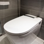 次衛(wèi)安裝免治馬桶座，提升馬桶使用舒適性，在冬天更貼近人性化的需求。