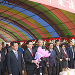 林佳龍市長獻(xiàn)花