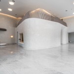 打破框架，平凡的柱子亦能做出行雲(yún)流水般之曲面－新業(yè)觀峰 完工實景圖。