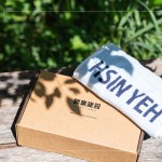 致上新業(yè)設(shè)計的運動毛巾，作為運動時的常備品，代表著新業(yè)在住戶的每段路程中給予支持並陪伴著。