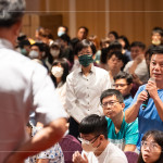 傾聽住戶們對於「家」的想法與期待，建立起與住戶間的情感交流及累積信任的橋樑。